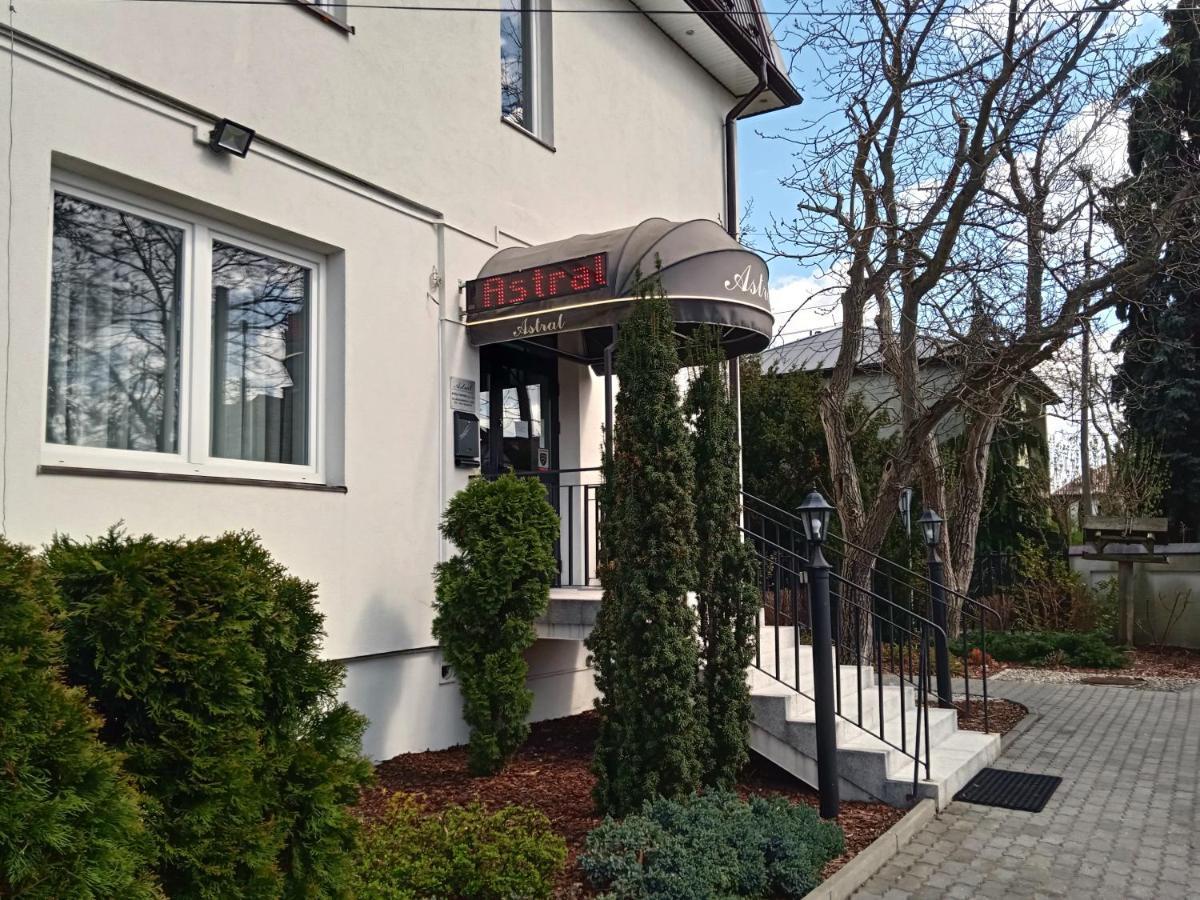 Aparthotel Astral Raszyn Exterior foto